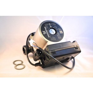016. Cirkulationspump Grundfos UPM2 15-70 130 mm