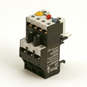 004B. Överströmsrelä ZB 12-12