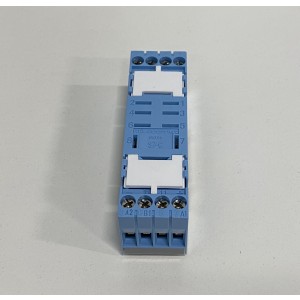 Relähållare för C7