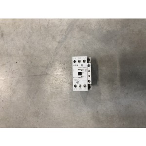 069. Kontaktor Dilm25-10