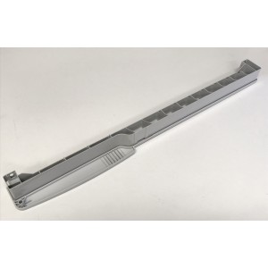 132. Plastgavel övre