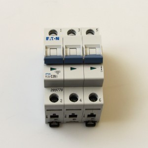 007B. Automatsäkring tillskott 20 A