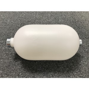 052C. Expansionskärl i plast 4,5L